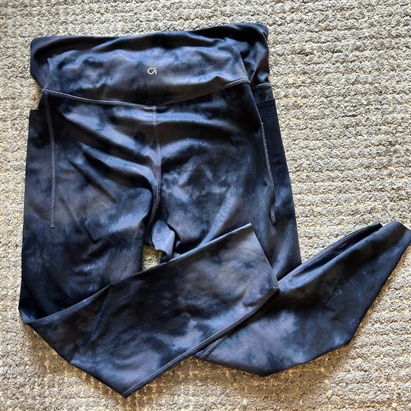 Gap Fit leggings - Picture 2 of 3